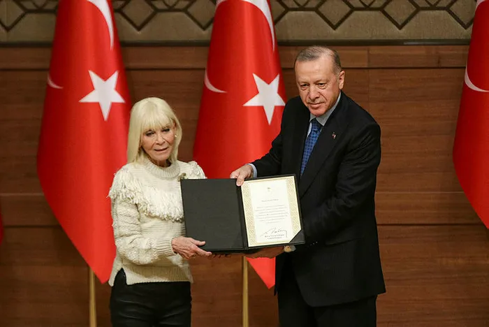 Son dakika: Başkan Erdoğan'dan Cumhurbaşkanlığı Kültür ve Sanat Büyük Ödülleri Töreni'nde önemli açıklamalar - 2