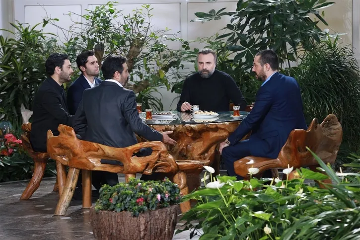 EDHO 155. yeni bölüm fragmanı geldi mi? EDHO 155. bölüm fragmanı izle!