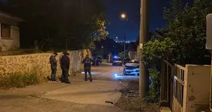Seyir halindeki araca kurşun yağmuru: 1 yaralı!