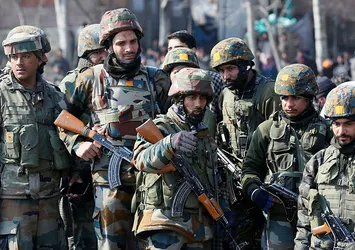 Pakistan-Hindistan arasında çatışma!