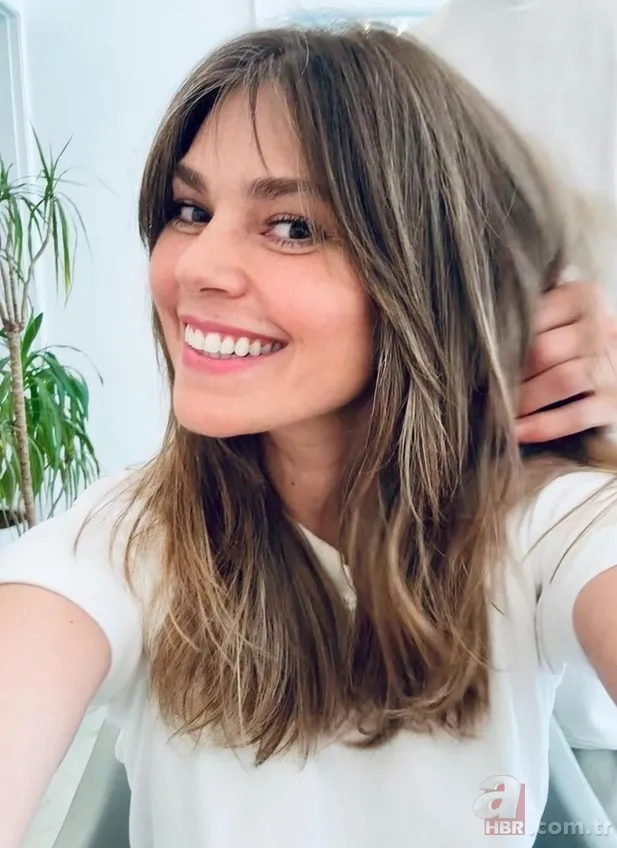 Aslı Enver minik kızı Elay’la uçak yolculuğu yaptı! O anlar yüzleri gülümsetti 2