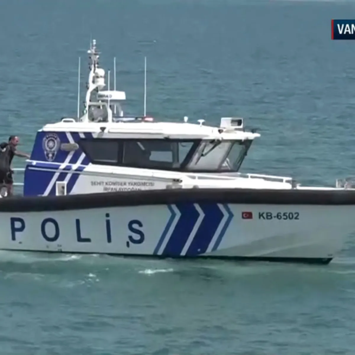 Van Gölü'nde boğulma vakalarına karşı güvenlik önlemleri artırıldı