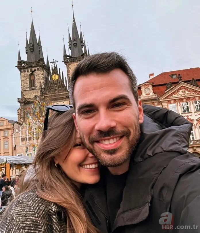 Aslı Enver'in minik kızı Elay'ın son haline bakın! Anne-kız deniz keyfinde! O görüntüler ilgi odağı oldu 2