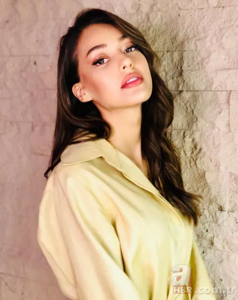 Maraşlı'nın yıldızı memleketiyle gündem oldu! Bakın Burak Deniz aslen nereliymiş 19