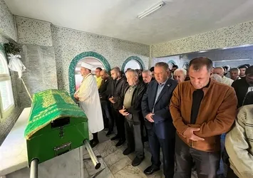 Ormandan topladığı mantardan zehirlenen pideci toprağa verildi