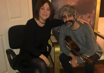 Nazan Öncel ve Manuş Baba’dan sürpriz düet!