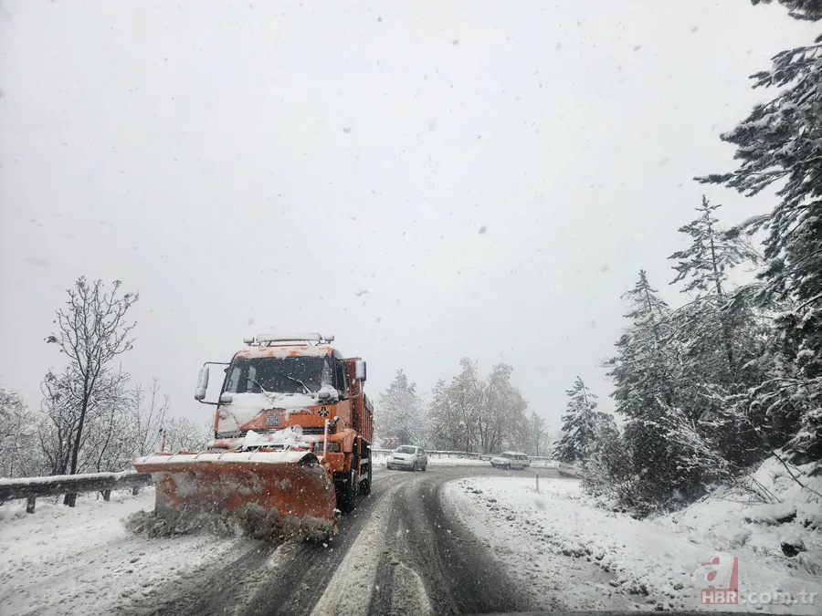 Kar yağışı sonrası eğitime ara! Valiliklerden peş peşe açıklama: İl il tatil edilen okullar 7