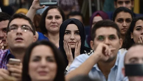 baskan-recep-tayyip-erdogandan-son-dakika-atama-aciklamasi-15-bin-ogretmen-atamasi-yapilacak-1631122423872.jpg Başkan Recep Tayyip Erdoğan'dan son dakika atama açıklaması! 15 bin öğretmen ataması yapılacak - 2
