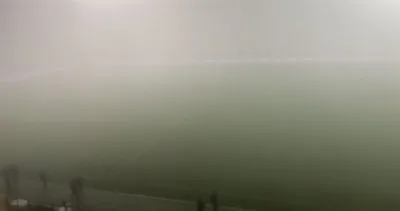 İstanbul'da sis nedeniyle maç ertelendi: İstanbulspor-Nasadoge Menemenspor maçına sis engeli