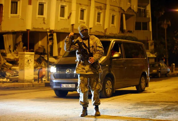 Kahramanmaraş depreminin hasar verdiği 10 ilde doğal gaz ve elektrik verme çalışmaları tamamlandı