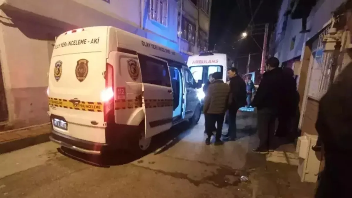 Manisa'da korkunç olay! Oğlunu yatağında ölü buldu