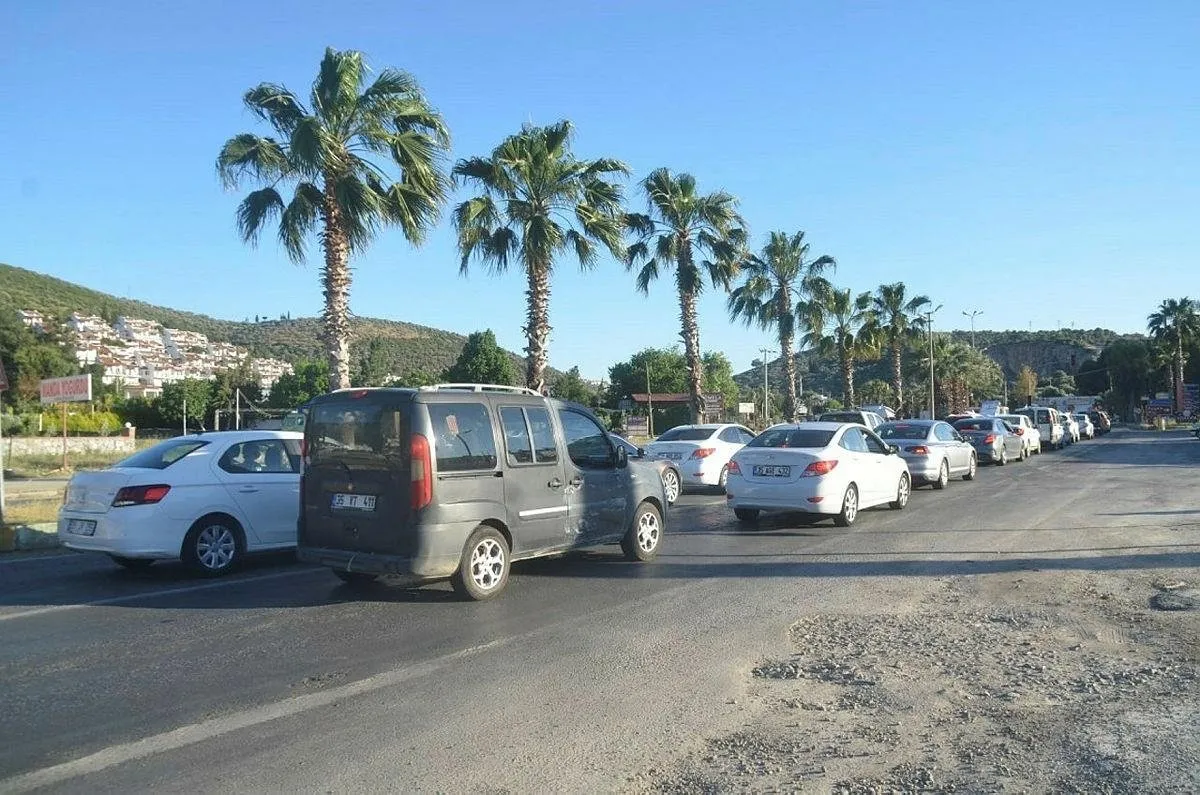 Kusadasi Na Bayram Oncesi Akin Ettiler
