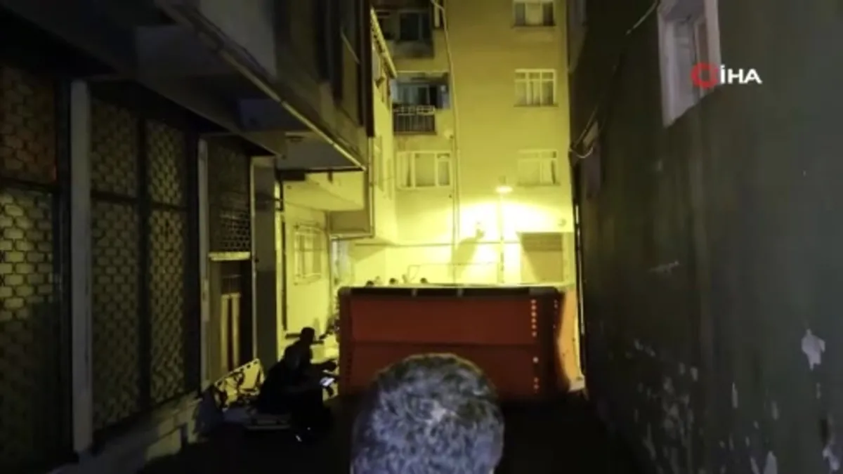 Zeytinburnu'nda intihar girişimi