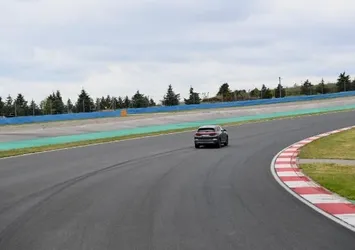 TOGG yarış pistinde: Performansı çok iyi