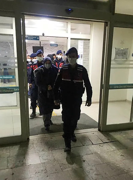 İzmir’deki FETÖ operasyonu! 242’si gözaltında 60’ı itirafçı oldu - 3