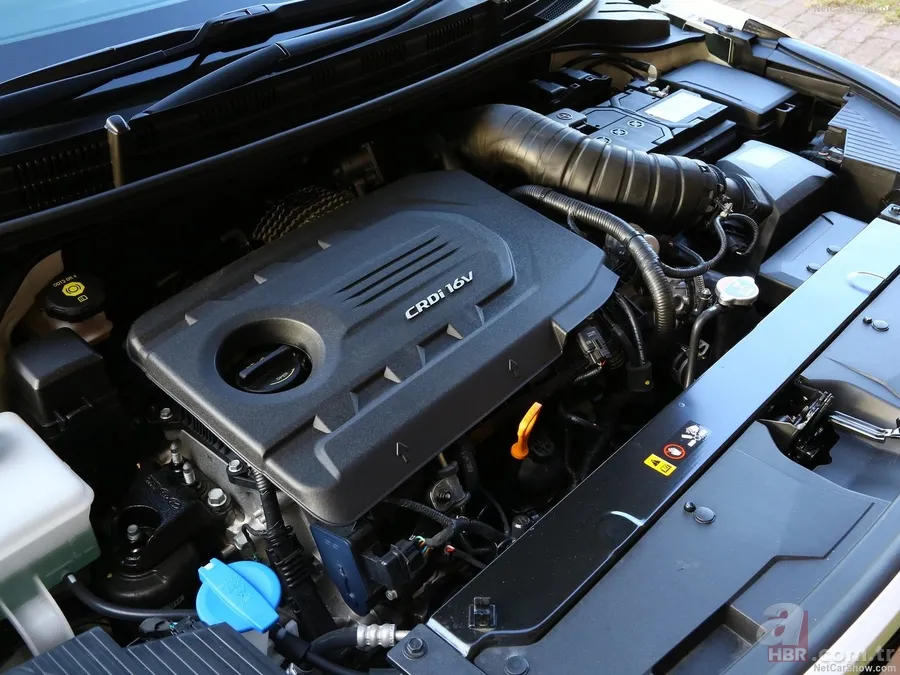 Kia Stonic Türkiye'de satışta! İşte 2018 Kia Stonic'in fiyatı ve donanmım özellikleri... 16