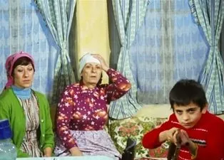 Kemal Sunal'ın unutulmaz filmi Çöpçüler Kralı'ndaki Hacer'in küçük kardeşi son haliyle şaşırttı
