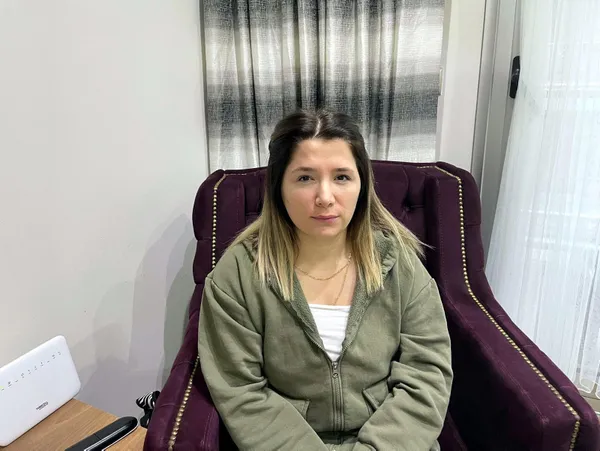 1640409660630.jpg Bir dayak skandalı da İzmir'de! Önce tokat attı sonra duvara fırlattı - 2