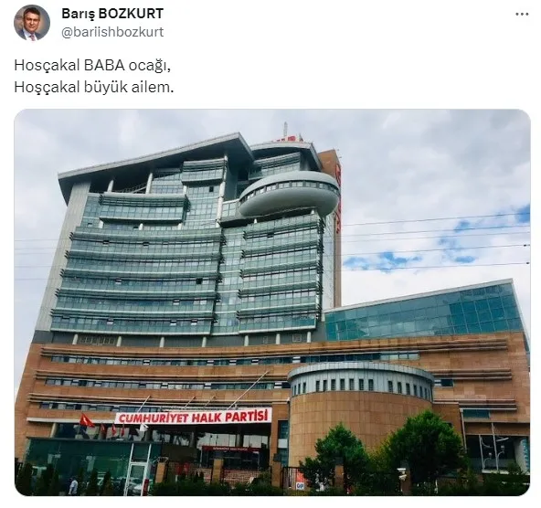 chpde-ozel-kiyim-bitmiyor-anons-etmedi-diye-uzun-suredir-sunuculuk-yapan-baris-bozkurtun-isine-son-verdi-1700407296300.jpg CHP'de 'Özel' kıyım bitmiyor! Anons etmedi diye uzun süredir sunuculuk yapan Barış Bozkurt'un işine son verdi