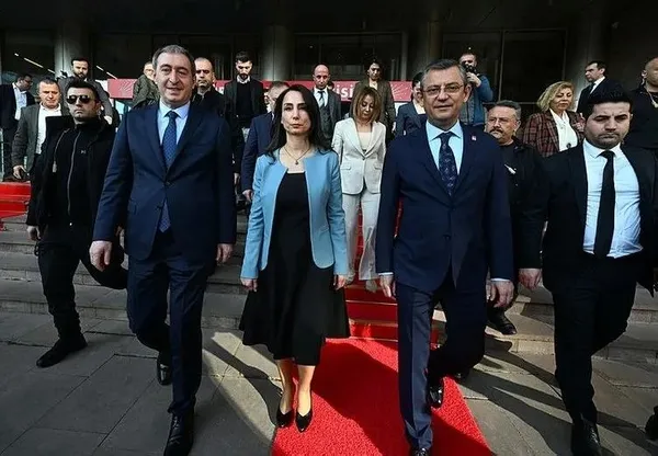 Kirli pazarlık deşifre oldu! CHP’li Ahmet Özer seçilirse DEM’e geçecek | Esenyurt’u peşkeş çektiler