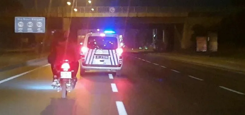 Önce kaçtı yakalanınca 'polis benim baş tacım' dedi!