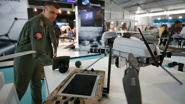 son-dakika-donald-trump-o-tasariyi-veto-edecegini-acikladi-turkiyeye-yaptirim-ongoruyordu-1607443082719.jpg Son dakika: Donald Trump o tasarıyı veto edeceğini açıkladı! Türkiye'ye yaptırım öngörüyordu - 8