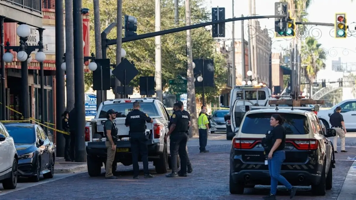 Florida’da polisten kaçan sürücü gece kulübüne girdi: 4 ölü, 13 yaralı