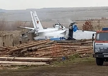 Son dakika! Tataristan'da uçak düştü: 16 ölü
