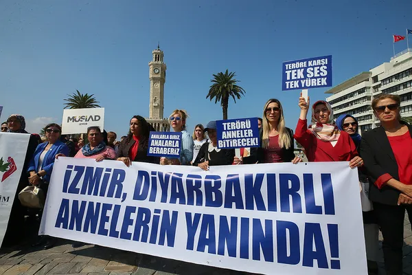 Son dakika: 81 ilden Diyarbakır'daki annelerin direnişine destek - 2