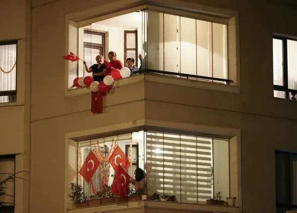 84 milyondan saat 19.19’da İstiklal Marşı