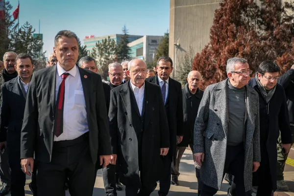 1676619377239.jpg CHP Lideri Kemal Kılıçdaroğlu ile ilgili çarpıcı sözler: ABD ve AB elçilerinin 'acente'si! - 2