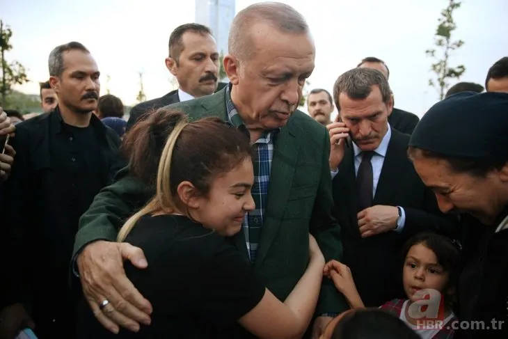 Başkan Erdoğan, Zeytinburnu sahilinde vatandaşlarla iftar yaptı