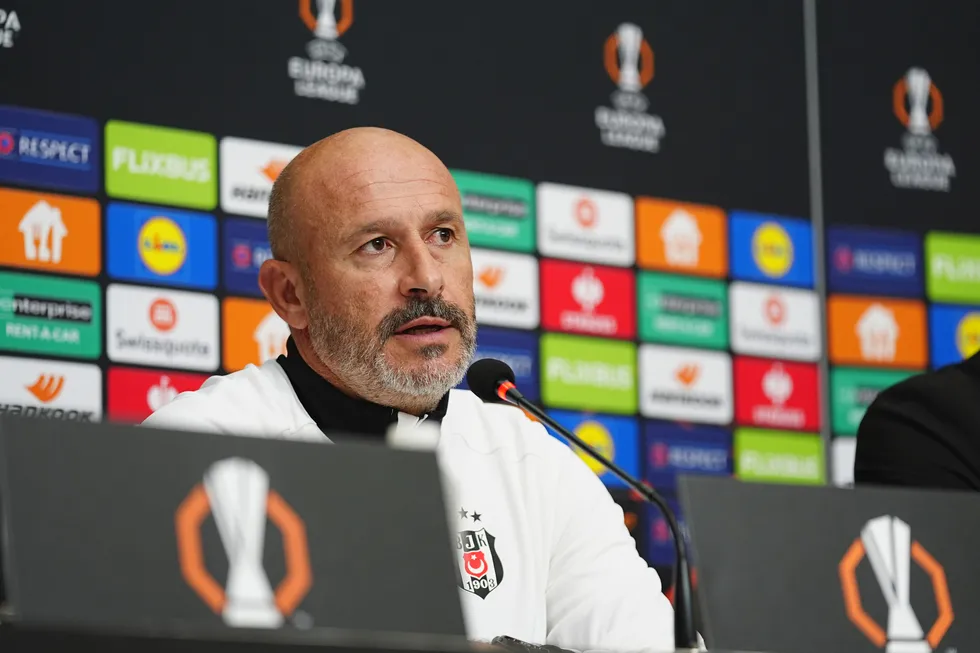 teknik-direktor-italiano-trossardin-sakatligi-hakkinda-konustu-marsilya-macinda-oynayabilecek-mi-1789565926287.jpg Beşiktaş’ta Leandro Trossard gelişmesi: Vincenzo Italiano Marsilya maçı öncesi açıkladı - 3