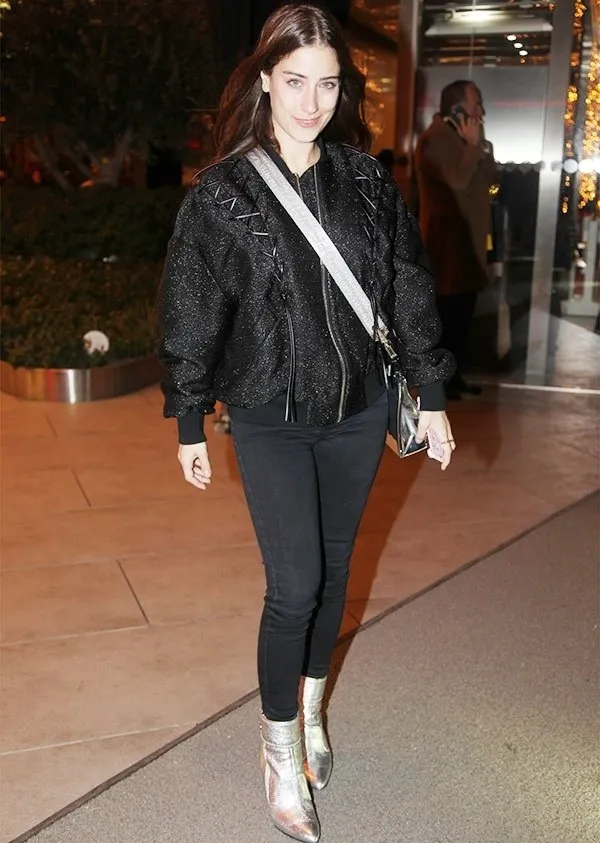 Hazal Kaya Boyu Ve Kilosu Boyu Kactir Kac Cm Boy Kilo Biyografisi Kimdir Bu Ya Boy Kilo