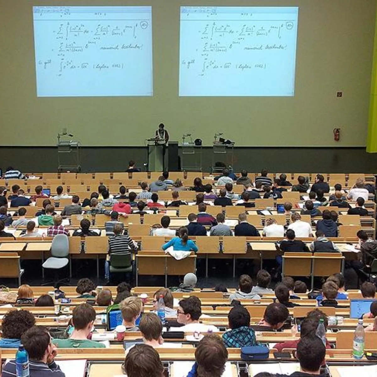 YÖK’ten yatay geçiş düzenlemesi: Üniversitelerde yeni şartlar neler?