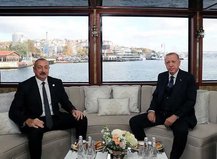 Başkan Erdoğan Demokrasi ve Özgürlükler Adası’nda Mehter takımının Vatan marşını dinledi