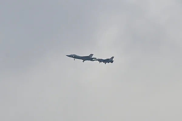 turkiyenin-milli-muharip-ucagi-kaan-gokyuzunde-ilk-ucusunu-ankara-semalarinda-basariyla-tamamladi-1708499078935.jpg Türkiye'nin milli muharip uçağı KAAN gökyüzünde! İlk uçuşunu Ankara semalarında başarıyla tamamladı... - 1