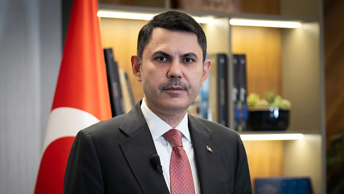 Bakan Murat Kurum'dan CHP'ye: İstanbul'da yolsuzluğun kitabını yazdınız