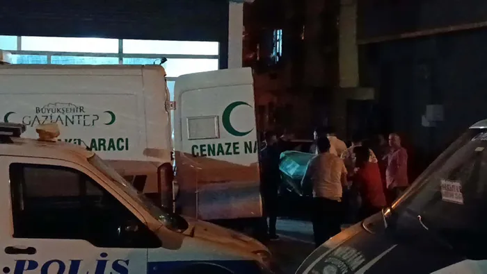Dehşetin adresi Gaziantep! 4 kişiyi öldürüp intihar etti - 1