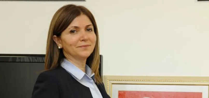 MHP Genel Başkan Yardımcısı Zühal Topçu istifa etti