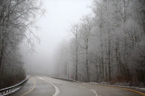 meteoroloji-hava-durum-raporunu-paylasti-istanbul-dahil-bircok-ile-kar-ve-saganak-uyarisi-dikkat-aksam-saatler-1671607177531.jpg Kara kış kapıda ❄️ Zemheri günleri geliyor | İstanbul'a kar ne zaman yağacak? ☃ Güneşe aldanmayın diyerek uyardı - 5