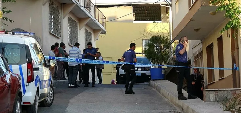 İzmir’de aile faciası! 5 yaşındaki çocuğunun gözü önünde öldürüldü