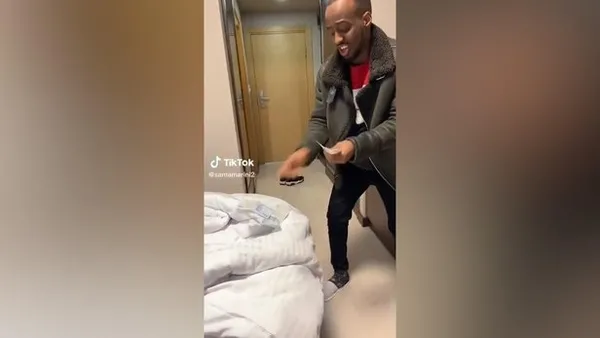 1669755082775.jpg Türk lirasına büyük saygısızlık! Yırtarak hakaret ettiler! 2 yabancı uyruklu şahıs gözaltında - 1