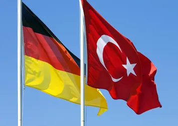Almanya, İncirlik inadınıdan vazgeçmiyor
