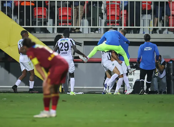 İzmir derbisi Altay’ın! Altay 2-1 MAÇ SONUCU-ÖZET