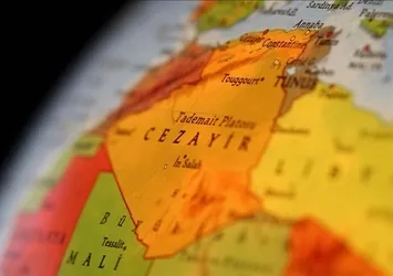 Cezayir'de son dakika gelişmesi