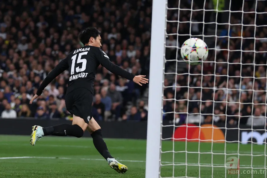 Galatasaray transferde gaza bastı! İşte Kamada'nın sözleşme detayları 13