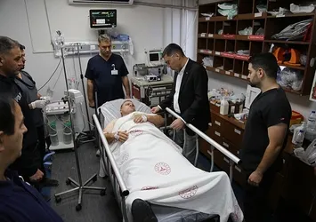 Şanlıurfa'da nöbet tutan polise bıçaklı saldırı