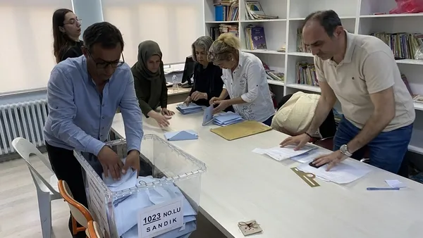 Çanakkale’de sandıklar açılmaya başlandı! Oylar sayılıyor...