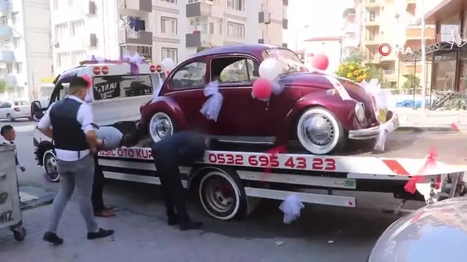 Damattan ilginç çözüm! Gelinin vosvos gelin arabası isteği...